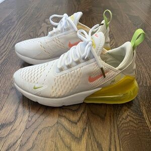 Nike AirMax 270